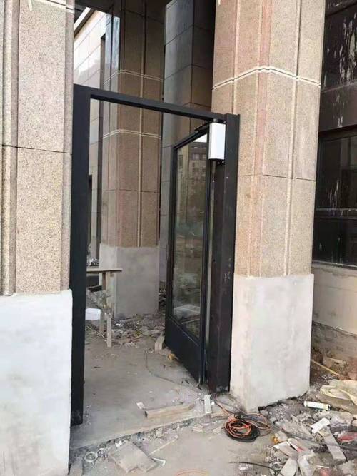重庆市城镇区县电动门安装小区人行通道刷卡进出自动开门器闭门器广告