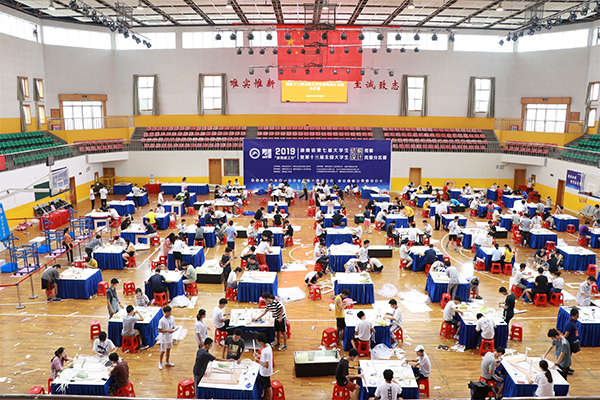 选手入场准备 36365线路检测登录入口宣传部 匡静怡 摄.jpg