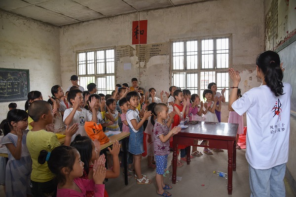 1dbab586187b45158a74796a108ad76a.jpg 采用1.JPG