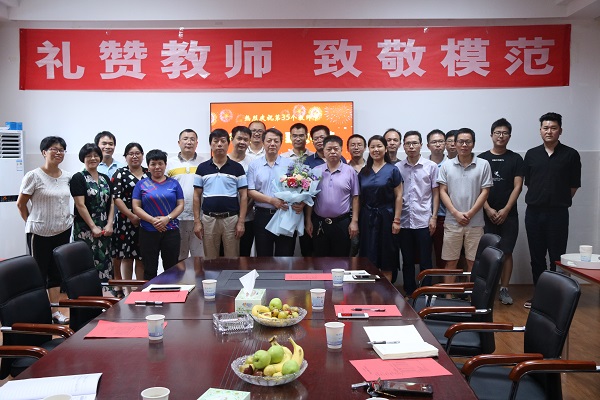 2257720b36e84411bf1f5848351a681a.jpg IMG_9625.jpg