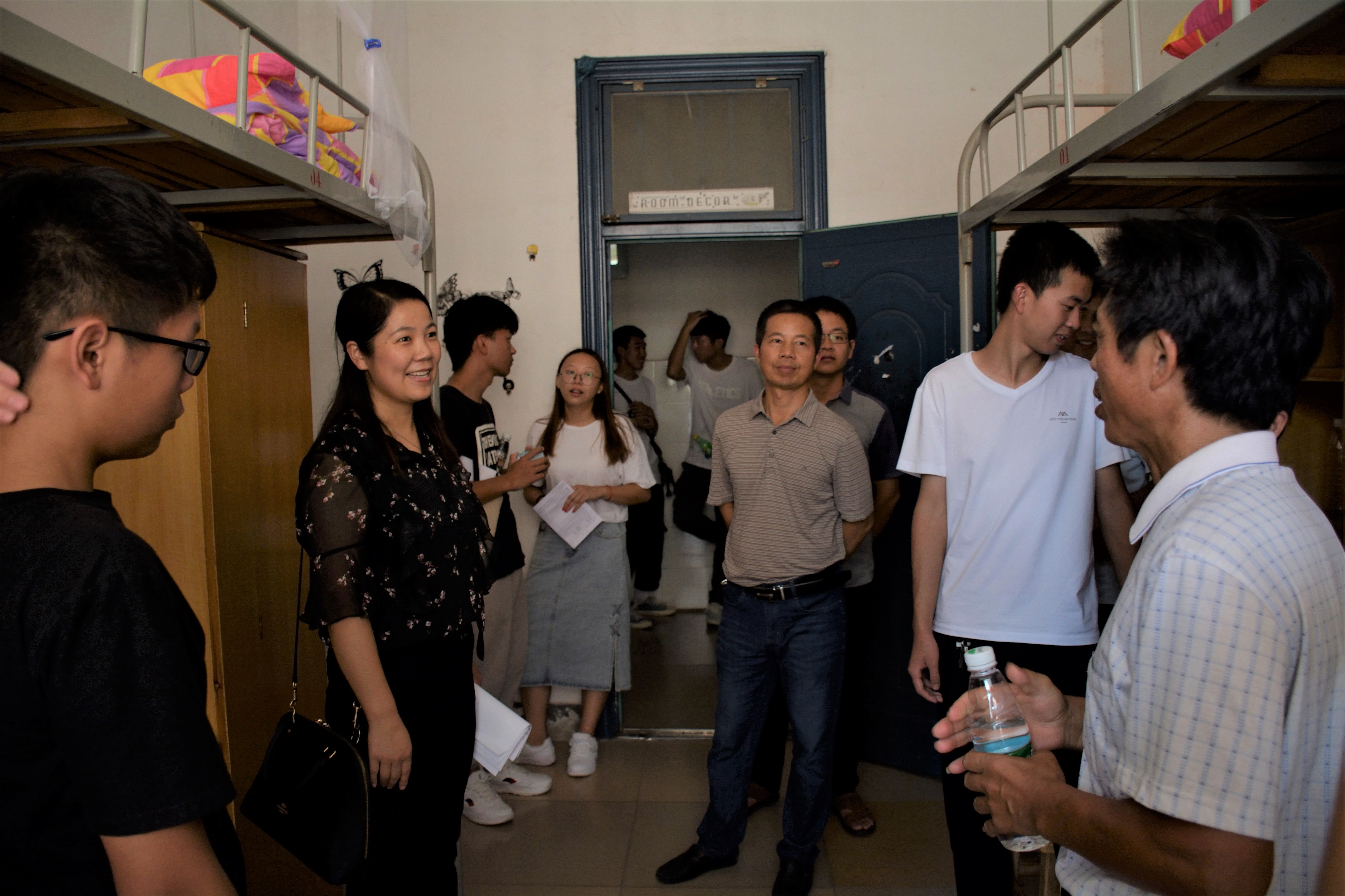 bbf782d8b6ac4510a754529929af25c6.jpg bbf782d8b6ac4510a754529929af25c6.jpg