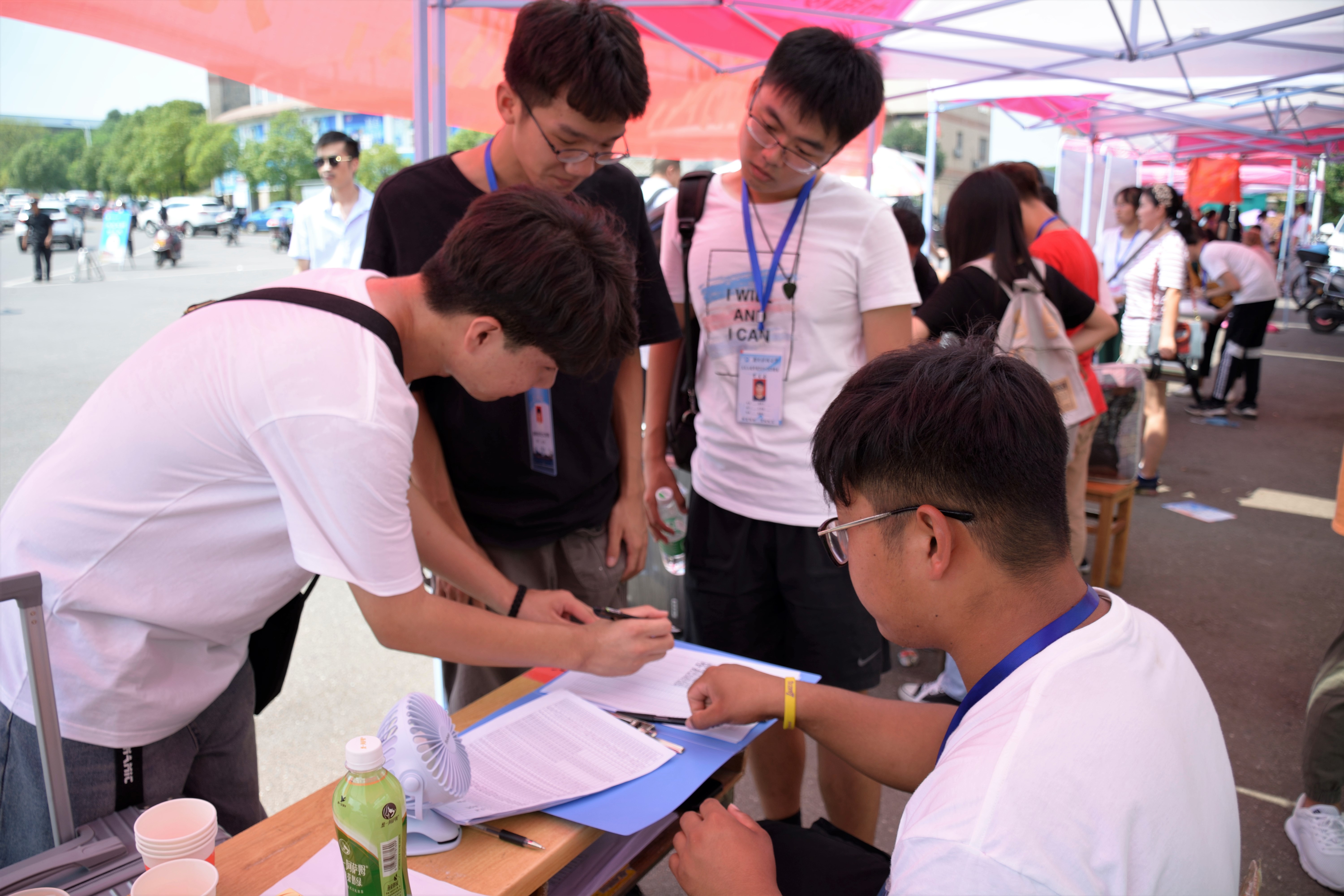 e94e405a9b164f37b8ed64d936781024.jpg e94e405a9b164f37b8ed64d936781024.jpg