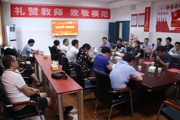 f05bf00d8a6b4596a5550c15e39236ab.jpg IMG_9614.jpg