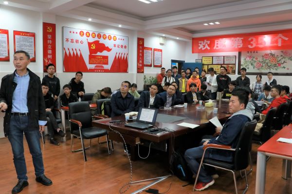 7b44ed2b60ed41d68ce9a25c0845009d.jpg 333.JPG