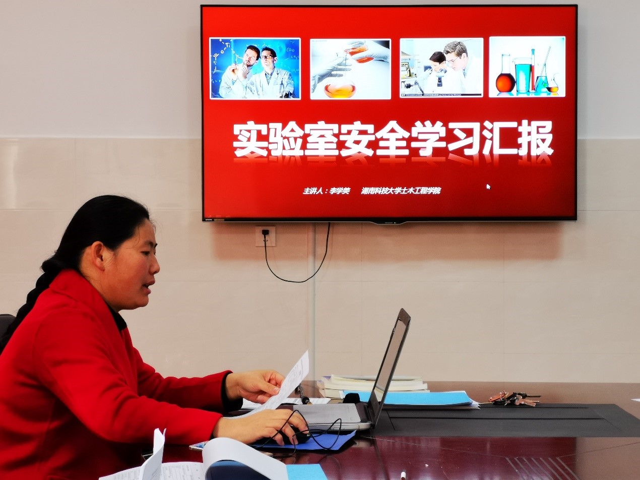 d68fa7bc8c4a4cde97cd7d20edcc5bf7.jpg d68fa7bc8c4a4cde97cd7d20edcc5bf7.jpg