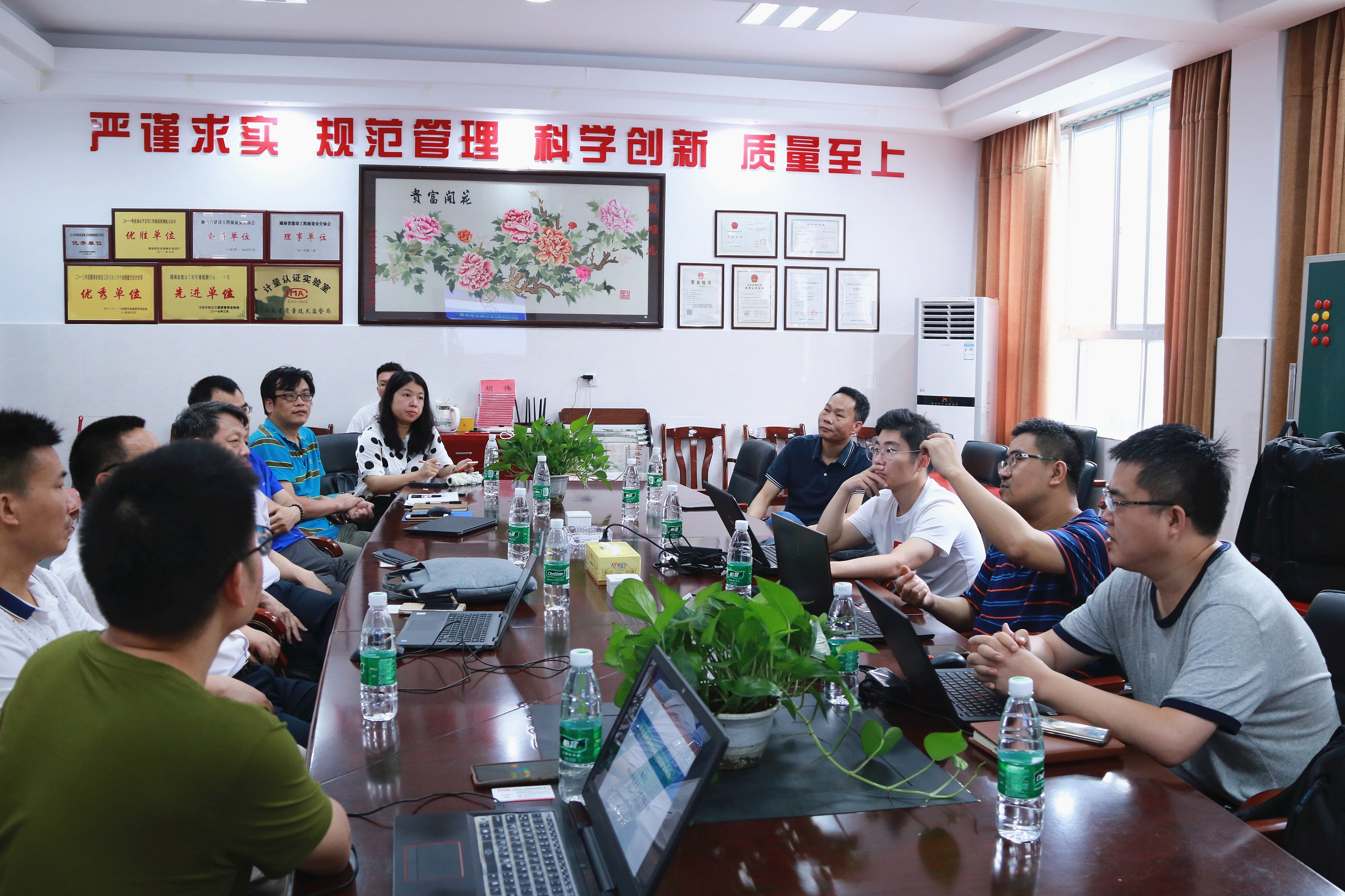 785c07e8c3f547d985449aab15614c0f.jpg 785c07e8c3f547d985449aab15614c0f.jpg