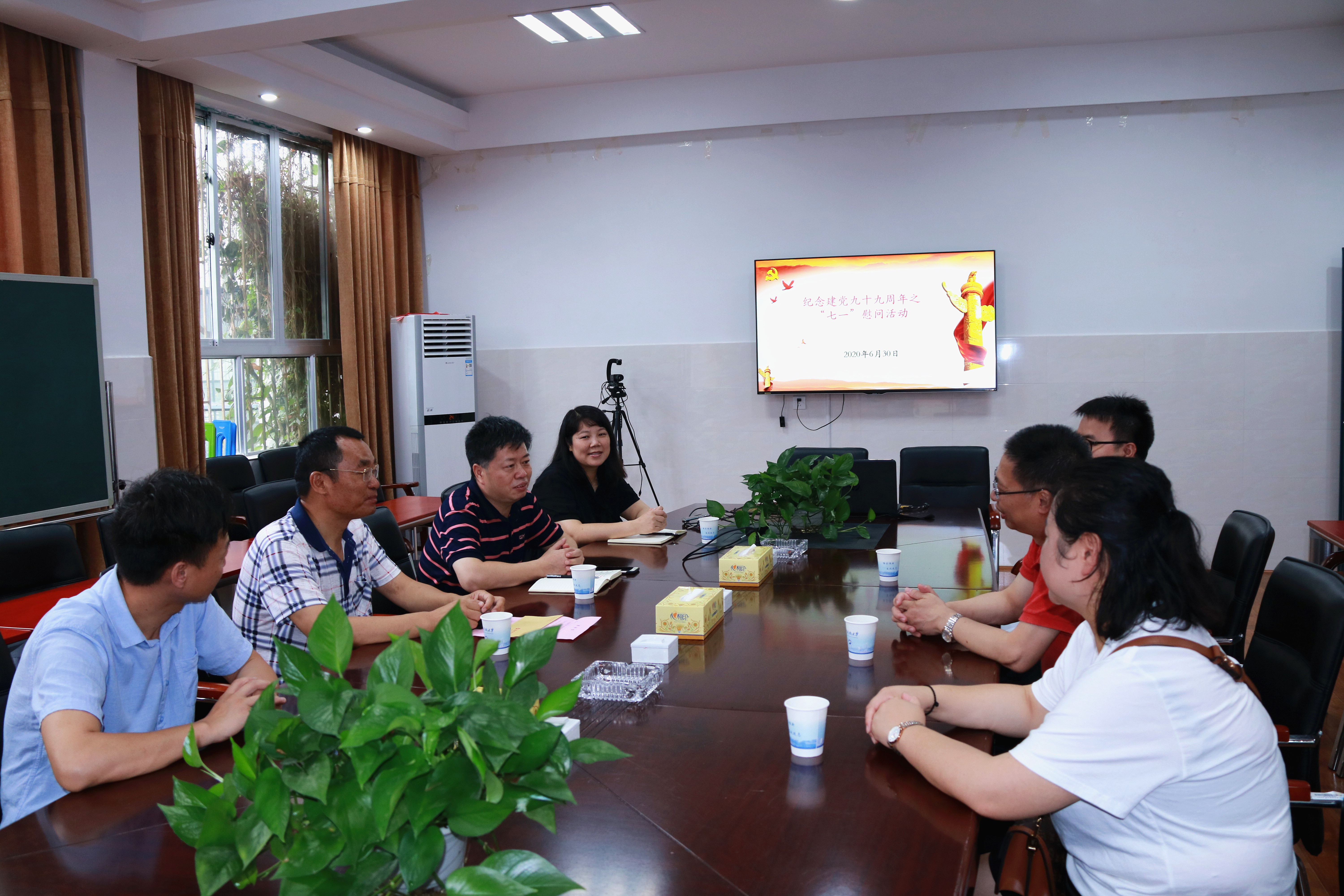 c7ff050b89d144e8a35ab47898cb1ebb.jpg c7ff050b89d144e8a35ab47898cb1ebb.jpg