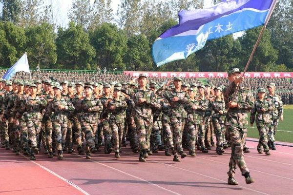 785b74dd2ce04f858ec6d4ae83c99b71.jpg 4)HQMPAOF_L_Y4CEJ5XNJC0.jpg