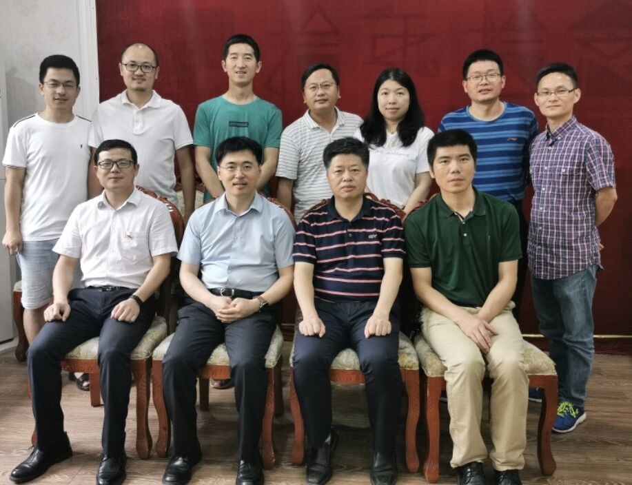 1741f0338e1341ea81c809ee652103fe.jpg 3af627a5f070d1ee.jpg