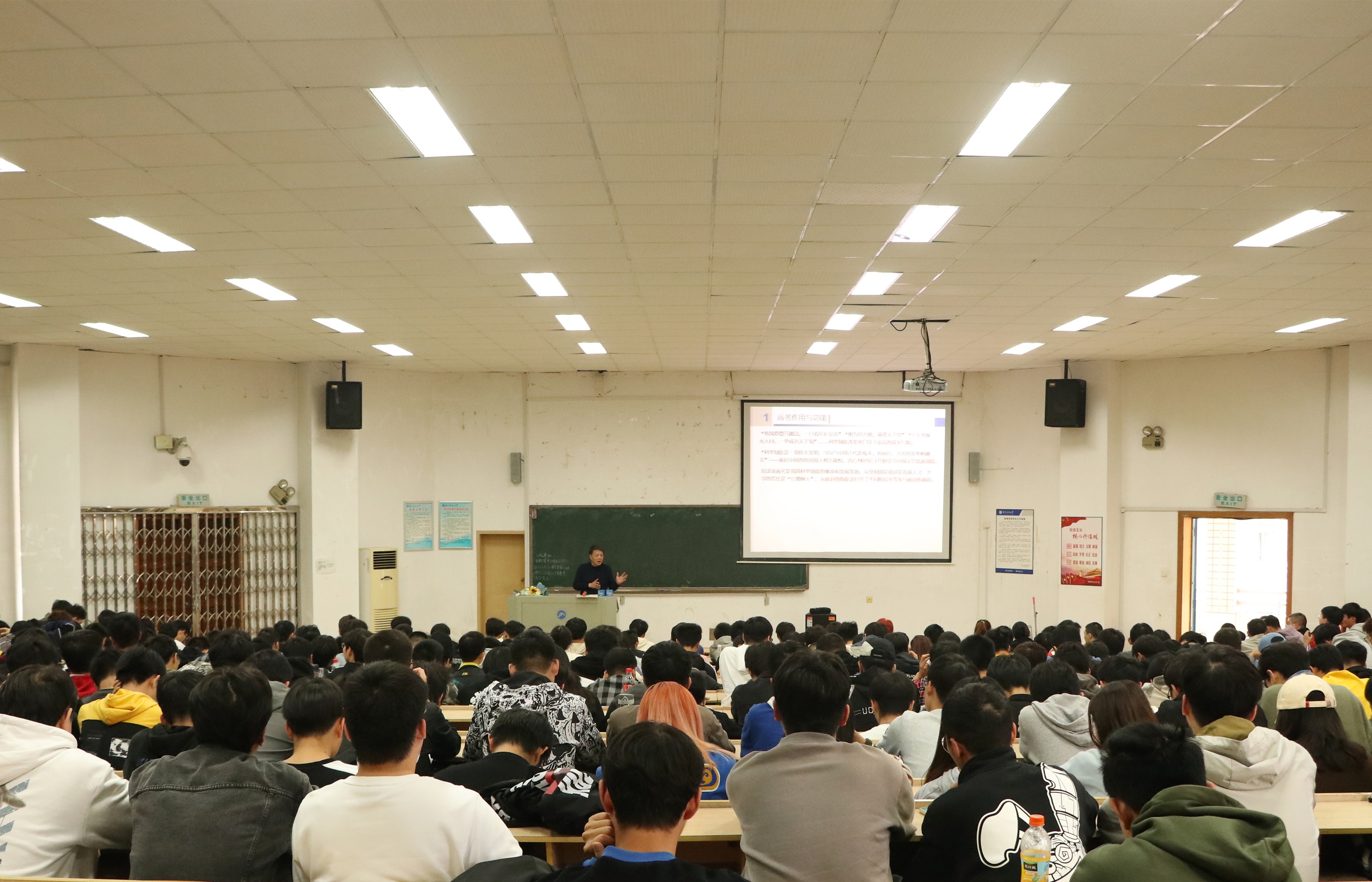 f992ab2633c34fb0ad375ba0f30a60f3.jpg f992ab2633c34fb0ad375ba0f30a60f3.jpg