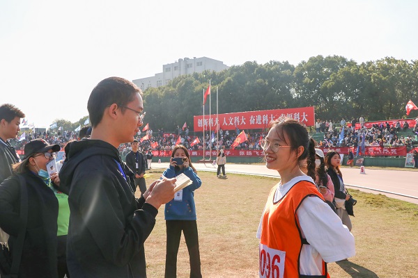 0c1c167fd6a64266973f0588f3651b8c.jpg 1.jpg