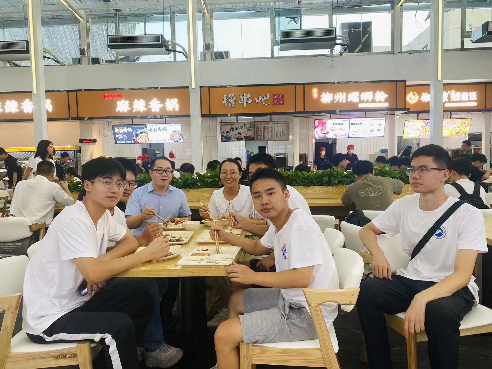 4b1f197546734a46a56d08b58c2bb9b4.jpg 4b1f197546734a46a56d08b58c2bb9b4.jpg