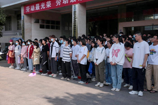 23d91177b15d4aeea25886f615cd7830.png 图片1.png