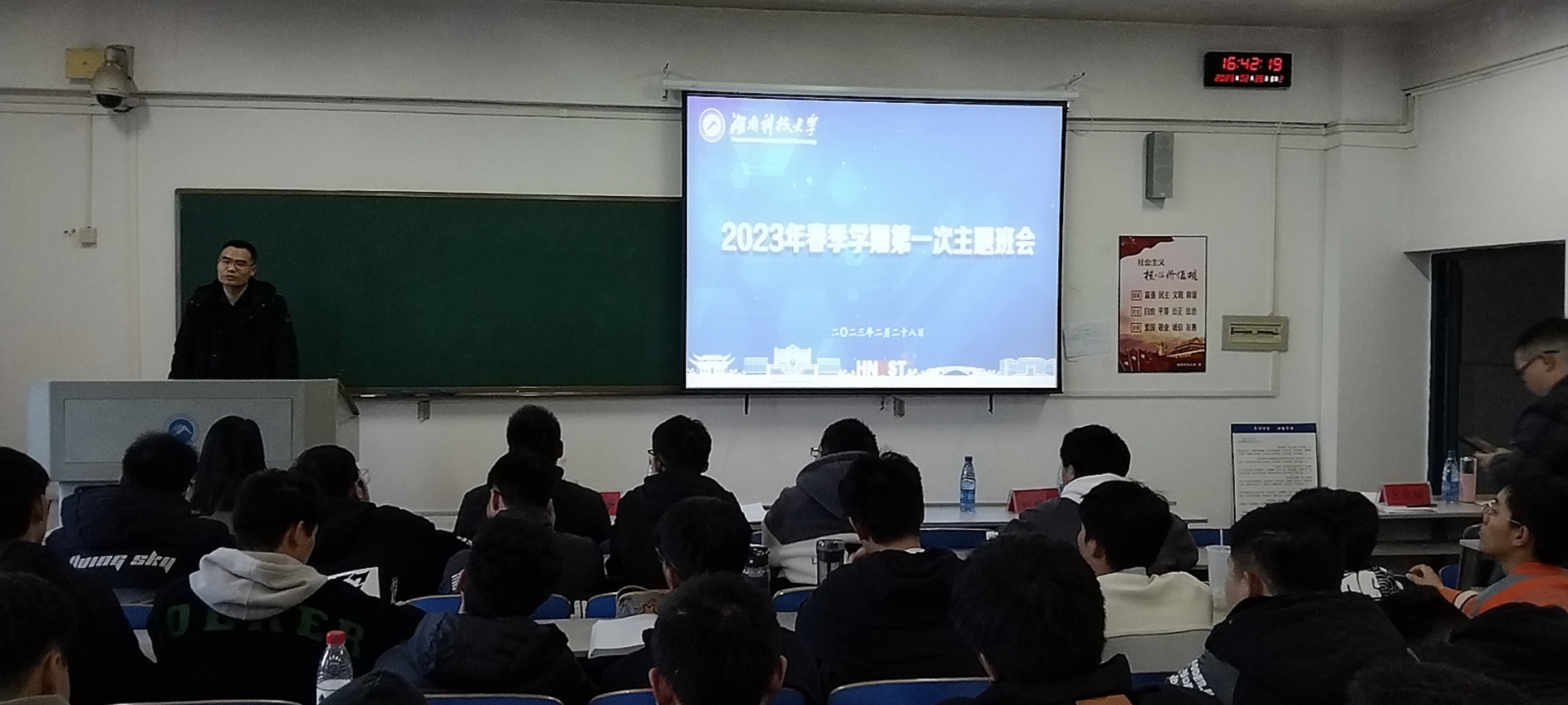 252d60bda4e14823baec7ff8b0b78c33.jpg 252d60bda4e14823baec7ff8b0b78c33.jpg