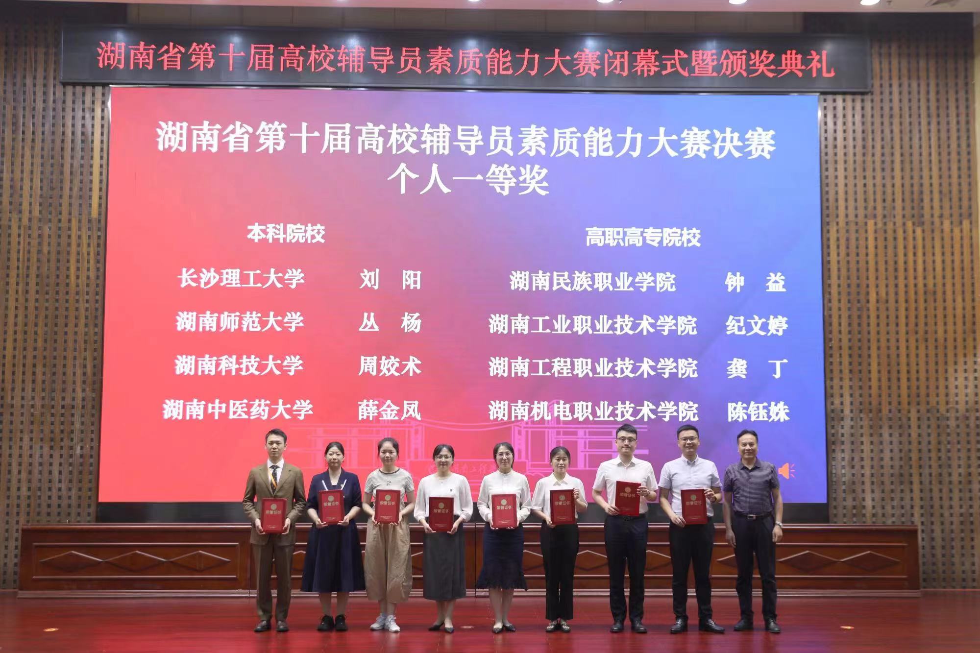 0c9a4f975ecf4cc2ad43f1c1b090afb8.jpg 0c9a4f975ecf4cc2ad43f1c1b090afb8.jpg