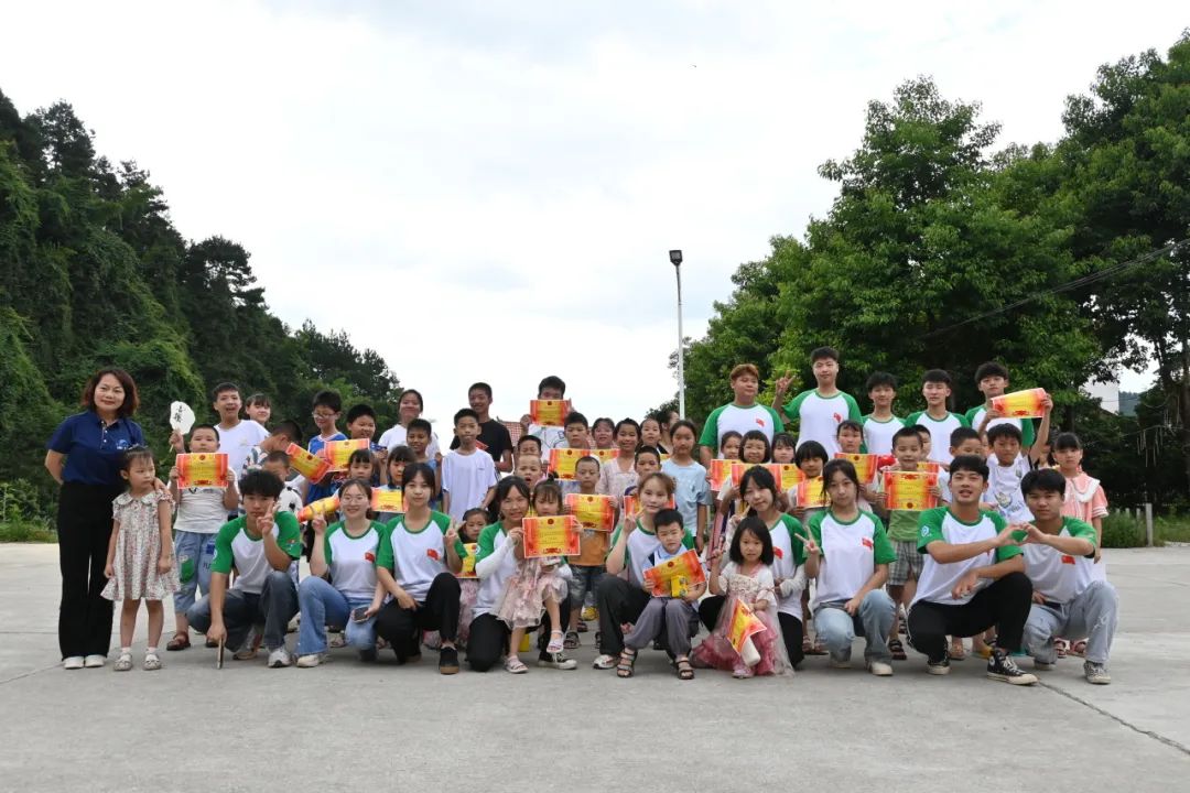 49042de8600446e7887ede5ade77b511.jpg 49042de8600446e7887ede5ade77b511.jpg